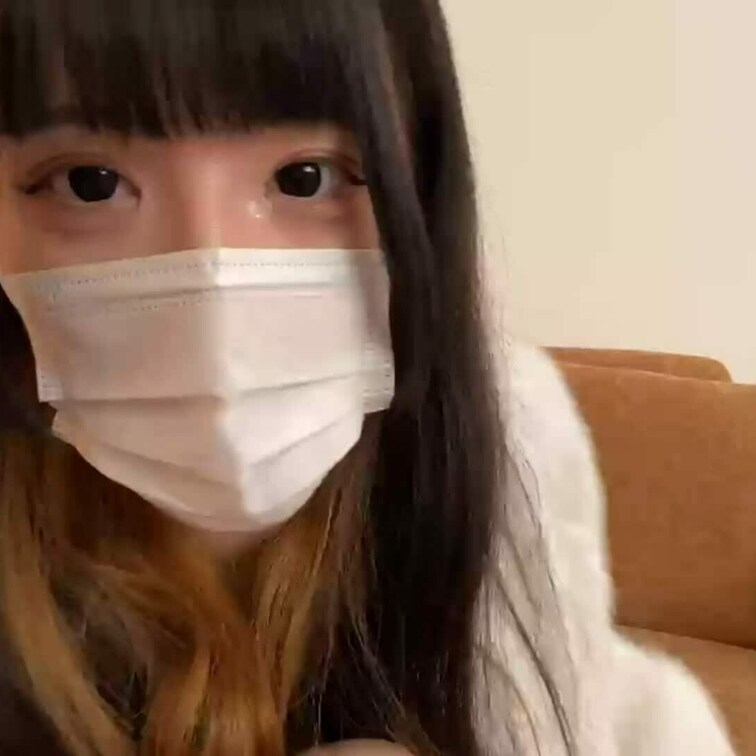 【みれい 20 歳】

みれいさんのライブ配信動画です
生配信 だと、1 回の有料配信を視聴すると、おおよそ平均 