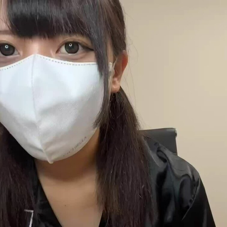 【りん 18 歳】

りんさんのライブ配信動画です
生配信 だと、1 回の有料配信を視聴すると、おおよそ平均 5,