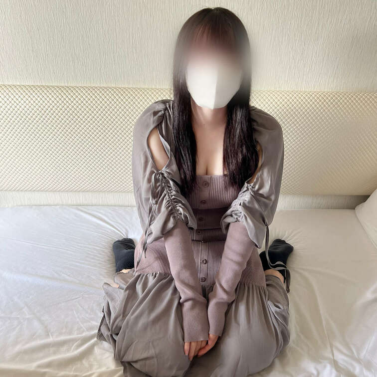 【現◯アイドル2人目】先日パイズリ撮影したアイドルの紹介で撮影しました。写真みて分かるとおり、さすがアイドル可愛すぎる。