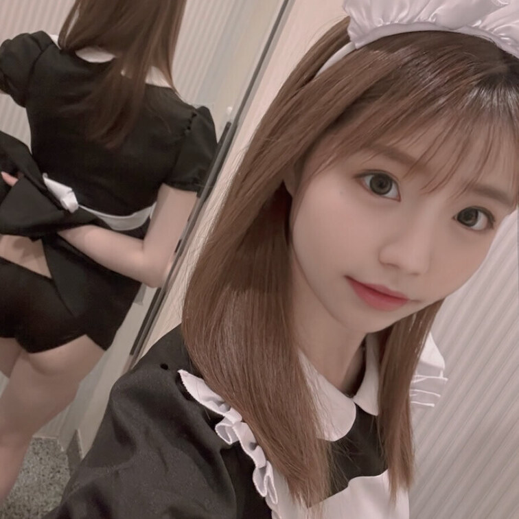 似合ってる？👀💕
メイドさんはどうですか？🖤

◇右上の「💖いいね」押してくれると嬉しいです！
#メイド 
#