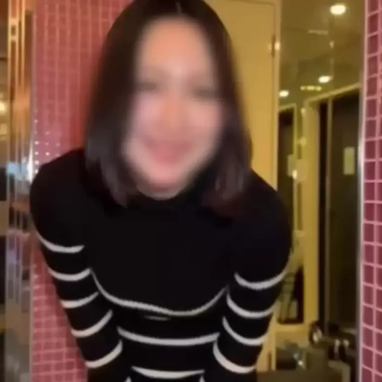 彼氏に仕返ししたくて遊びに来てくれたFカップ美人OLさん👩‍💼

本編は完全顔出し
こちらをご覧ください👇