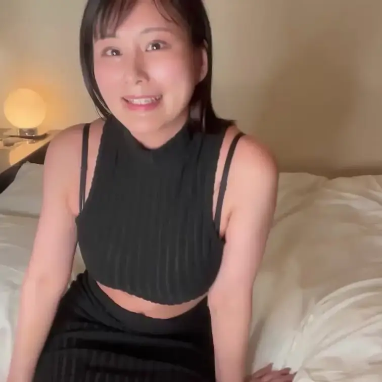 【ドM○束激犯し】
Sに見えて実はMな一面もあるんです♡
Xの友達が拘○棒で動けなくして犯されてるのを見て
うちもされてみたいなあってずっと思ってました笑
いい感じなグッズがあったから使ってみまして♡
動けなくされたまま
乳首のおもちゃで感じたまま喉奥犯されて
ピストンバイブであそこが犯されて
生でハメられた上に彼に好き勝手ハメられくり!
最後には半中半外でたくさんザーメン出されました
たまにはこんなえっちもいい!
内容
手マン
拘○
乳首ローター
ピストンバイブ
イラマチオ
ご奉仕フェラ
バック
正常位
半中半外フィニッシュ