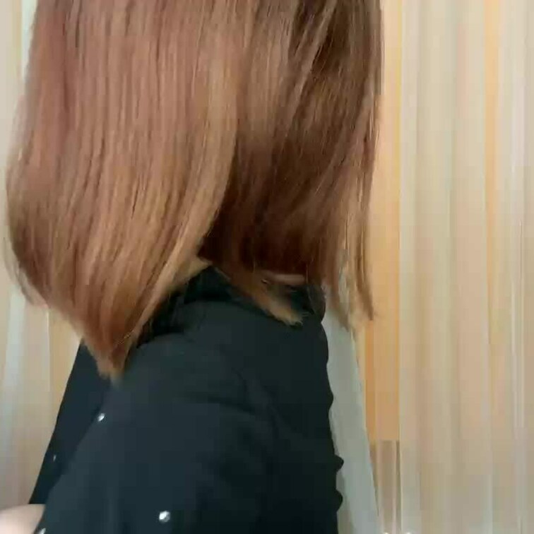 【みれい 20 歳】

みれいさんのライブ配信動画です
生配信 だと、1 回の有料配信を視聴すると、おおよそ平均 