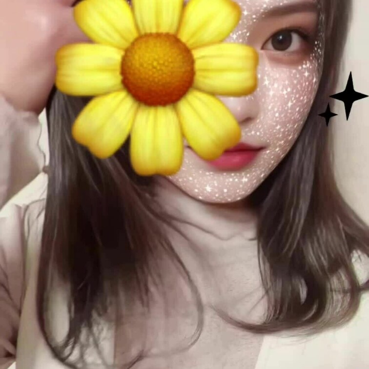 はじめまして✨
くらげちゃんです🪼
これからえっちな動画を載せていくのでフォローして待っててね♡