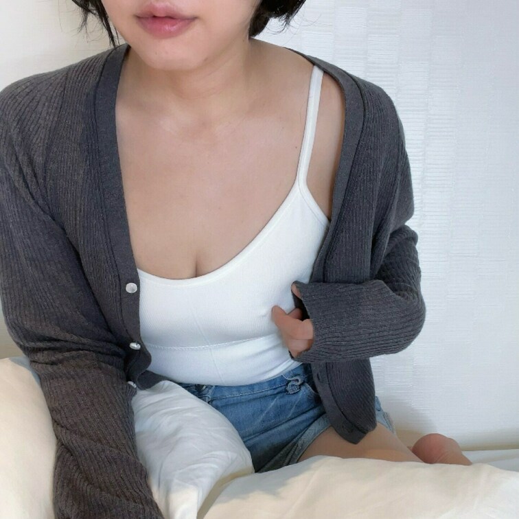 脱いだらすごいよ？　【チクニー】
✾・┈┈┈┈┈┈┈┈┈┈┈┈ ・✾
右上の「♡いいね」を押してから見てもらえると嬉