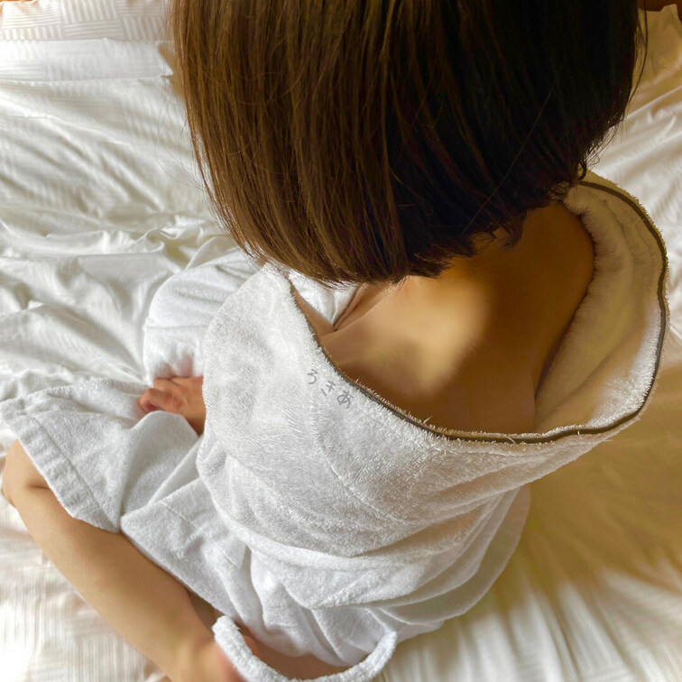 27歳/公務員/リカ
待ち合わせに現れた彼女…え?ほんとにこの子?合ってる?エッ〇できる?チ〇コ見た事ある?くらい