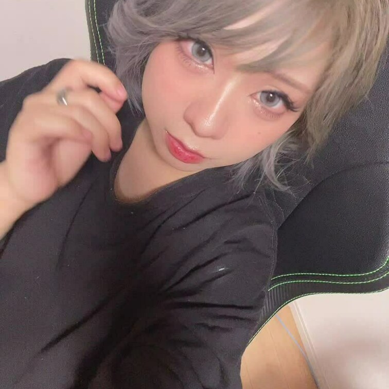 唇ぷるぷるだょ♡♡