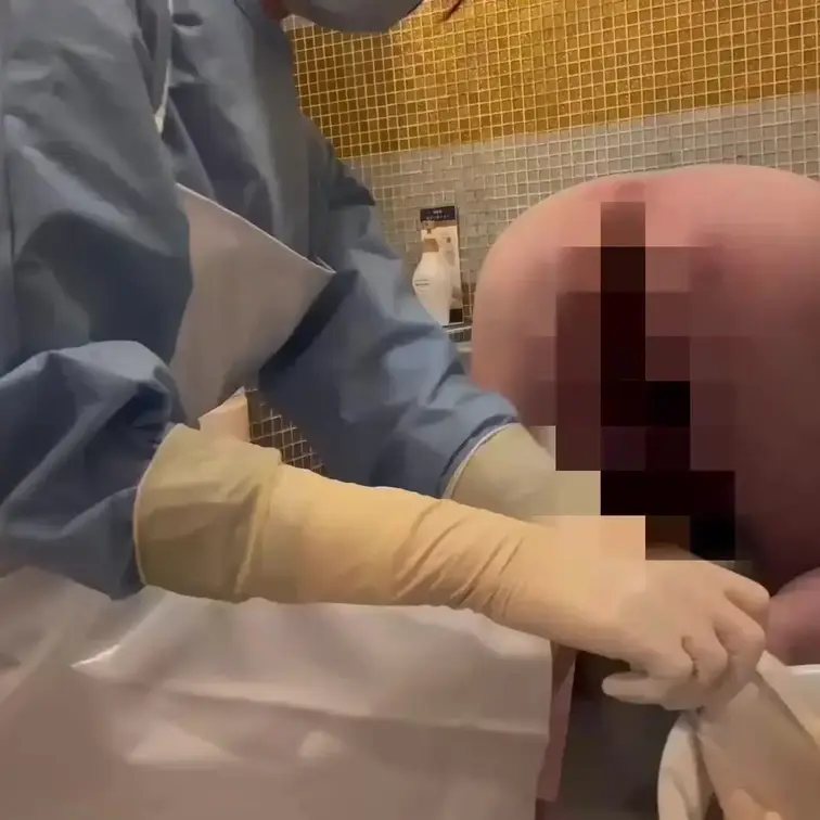 ドSクリニック肛門科🏥大量牛乳浣腸からの超ロングアナルパール調教／アナルにマシュマロ混入事件発生？！ゴム手袋で取り出し、