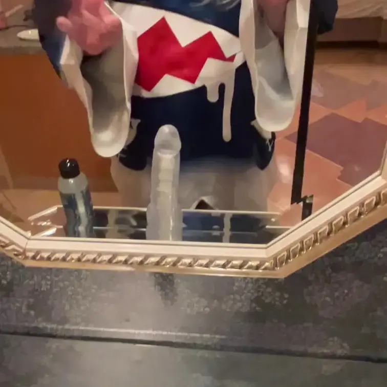 元Hololive　English
🦈ちゃんがローションでテコキしたり
拙い手で気持ちよくさせてる動画です。


