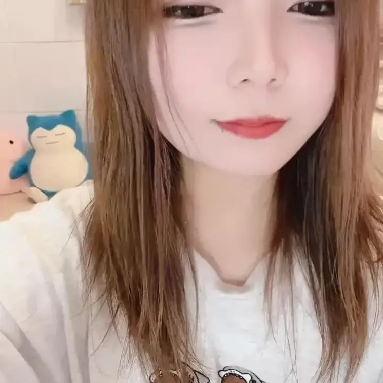 パールのおパンツでくりちゃんしこしこしてみました

いっぱい出てるのみて。。
