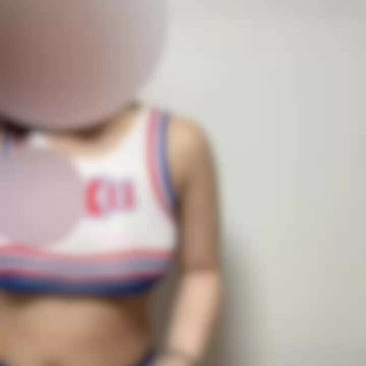 エロチアガールTikTok詰め合わせ
 
 チアガールのコスプレで最近ハマってるTikTok3曲の詰め合わせです！恥