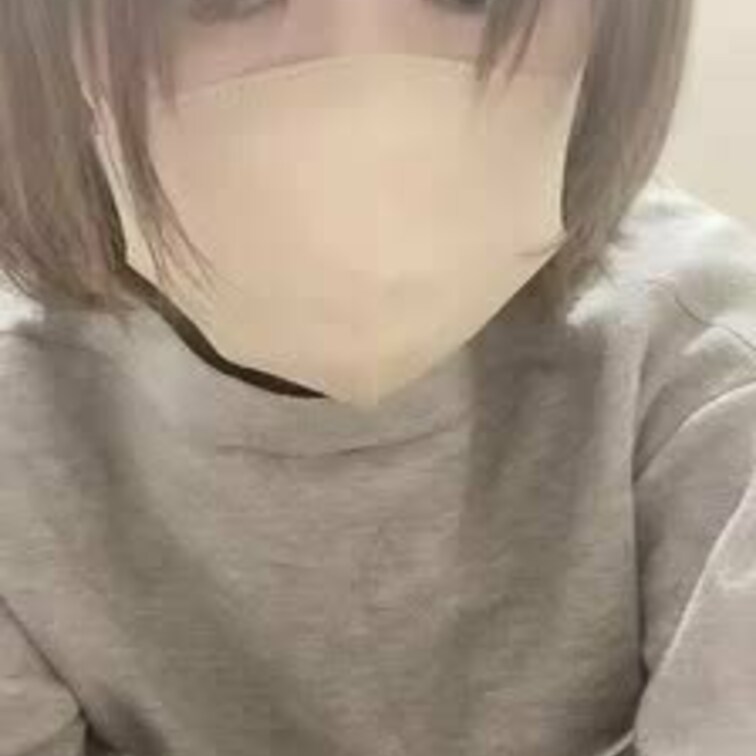 こっそり……おもちゃでしてます💦
声も肌色もほとんど無いですが
動きや目が……///
人が入ってきてめっちゃ焦りま