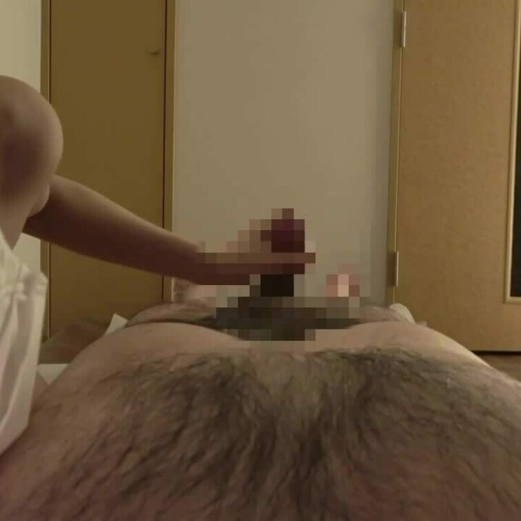 8/15から新シリーズスタートです😎

貧乳スレンダーセラピスト　レイカちゃん　全裸オプション　綺麗なマン筋をご拝聴