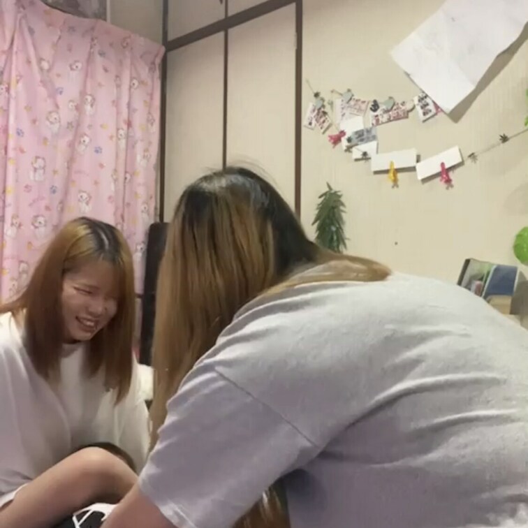 皆様いつもご購入ありがとうございます☺️
今回のくすぐり動画はこちらです👍

是非見てあげてくださいね(  ˆОˆ