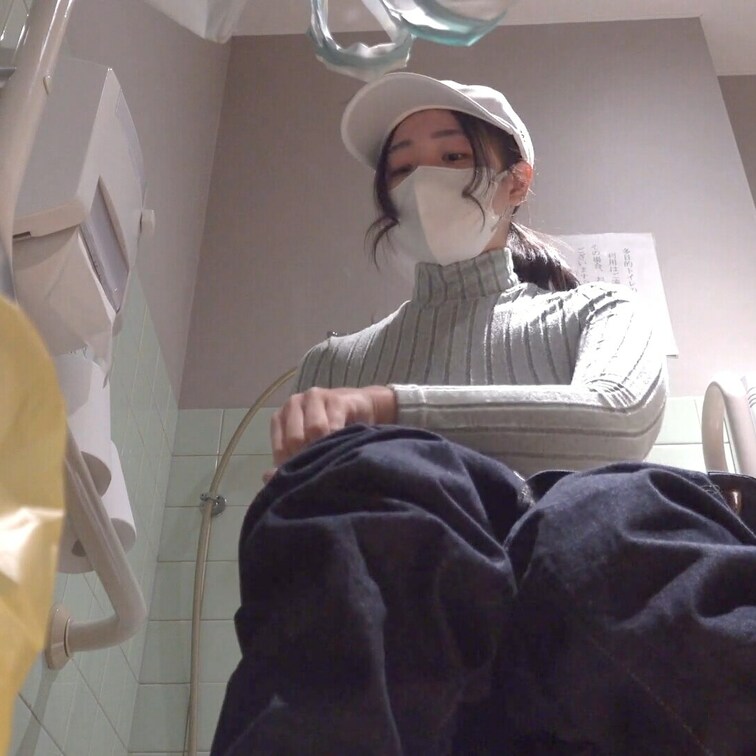 コソコソトイレに入り、大胆全裸でオナニーするマンネリ人妻。
単品販売商品は、こちらから↓
https://m