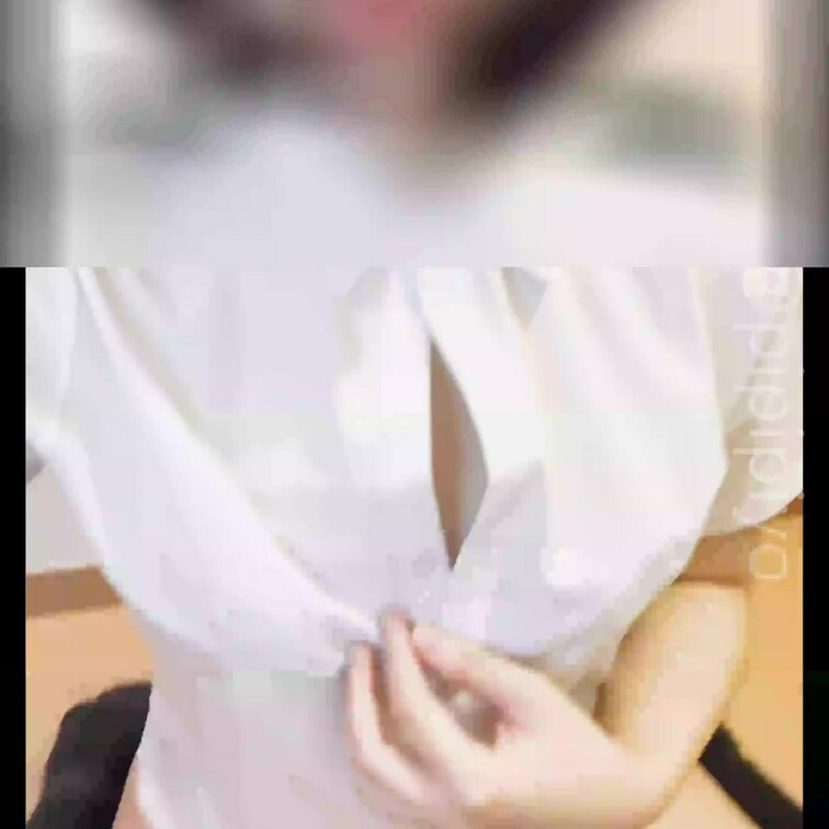 いいね押してね♡
ヒロアカのお茶子ちゃん風コスプレ♡おっぱいの谷間みんな好きでしょ～♡