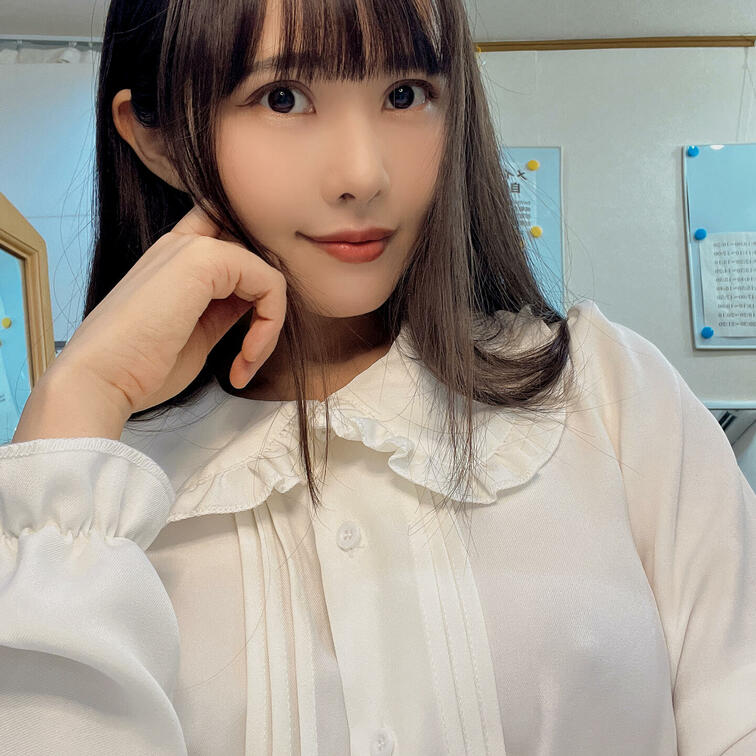 なんか偉そう🫢

昨日は撮影会ありがとうございました！

撮影会は定期的にやりたいので、
ぜひいつか会いにきて