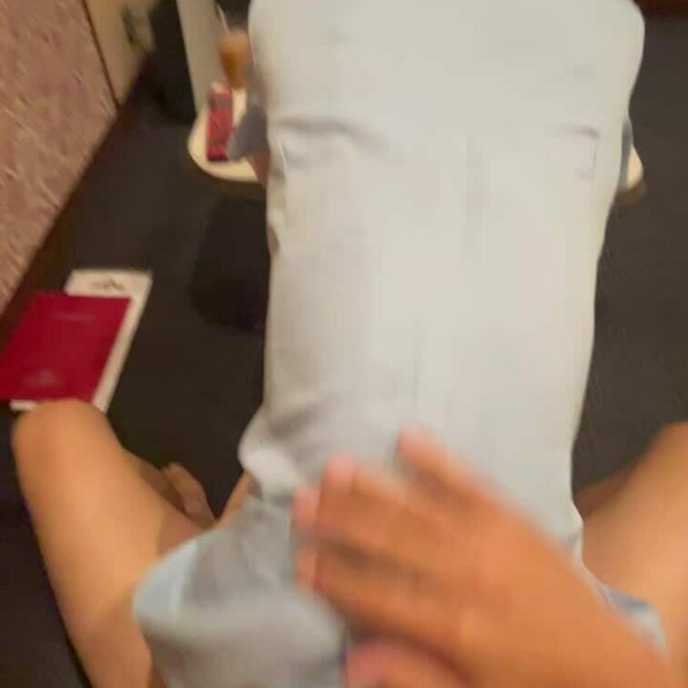 こんなナースをリアルで○○○してみたい❣️と妄想しながらコスプレナースをハメ倒す呼人です😅