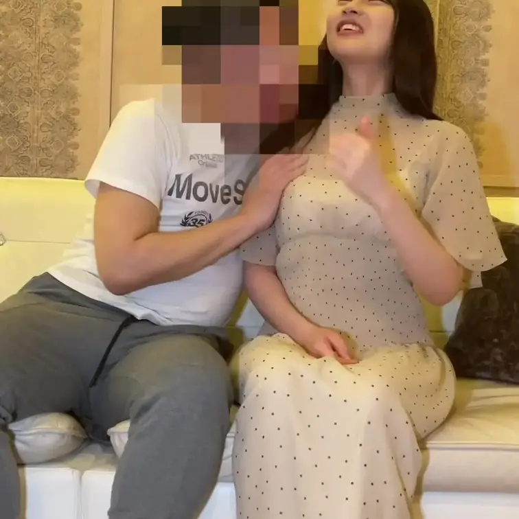【スマホ縦動画】【後半】俺の性処理ペット❤️堕ちたグラビアアイドルあやか❤️首輪リードで雌犬プレイ❤️雌犬のようにキャン