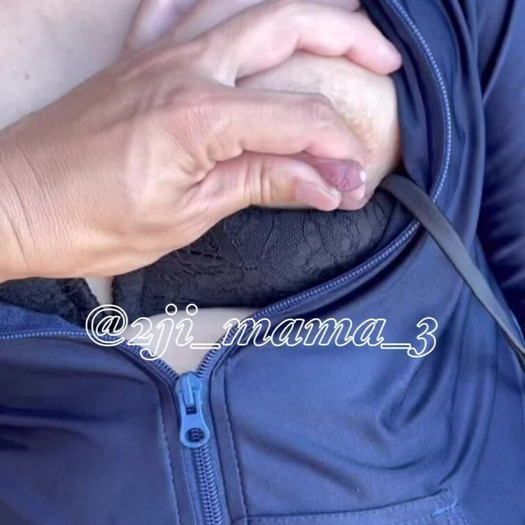 外での乳搾り💘
なかなか上手く絞れませんでした🥹