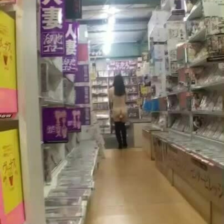 レンタルビデオ店-21-

こんな女ですが…
夏夜と遊びたい方はコメントして頂くか…
もしくはTwitterのD