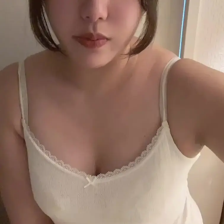脱衣所でこっそり、、🤫