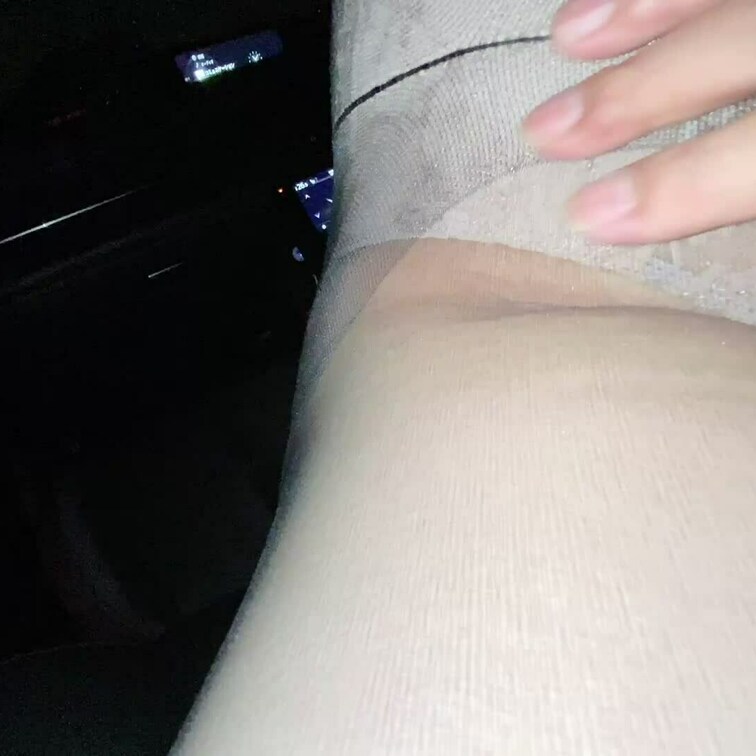 車の中で・・・
ご奉仕中イジってもらいました😅💕
いっぱい見てくださいね♪