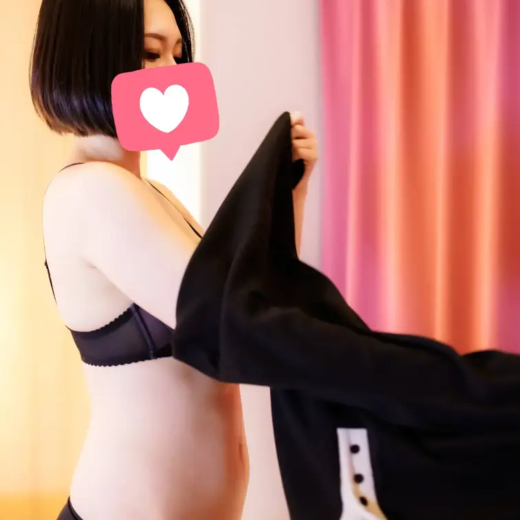 美人秘書さん
何枚か既に写真をupしています☆
動画も編集中です❤❤❤