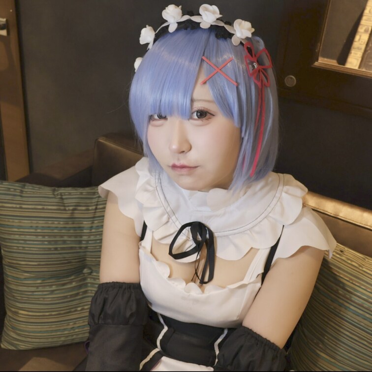 みるちゃん19歳

オフショットです

本編は単品販売orみるちゃんプラン