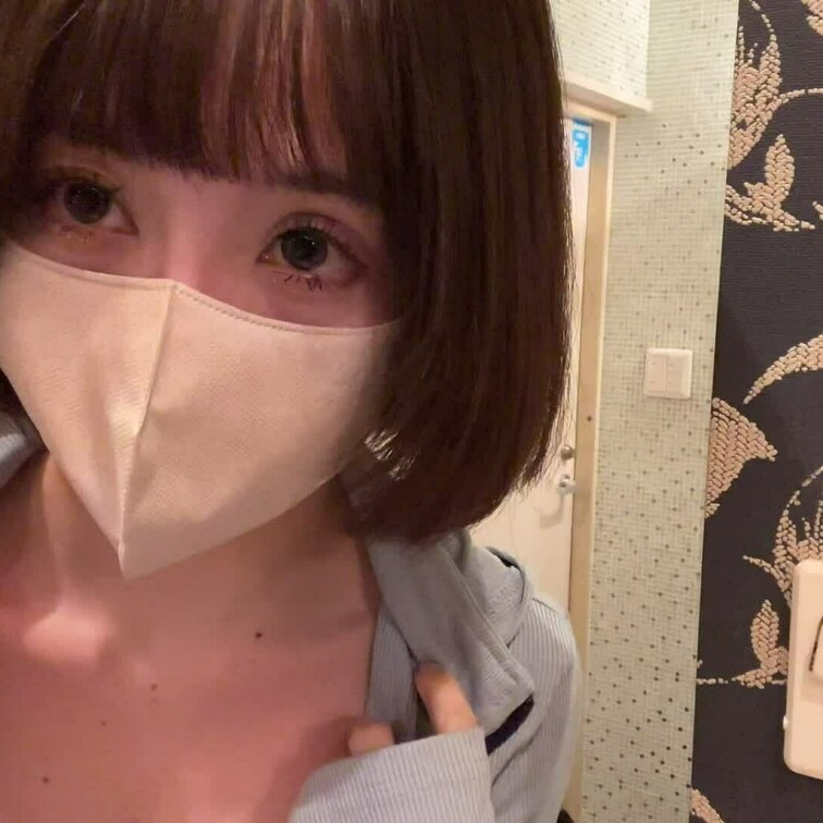 女王様がどれいをいじめた後お聖水飲ませてあげた✨❤️