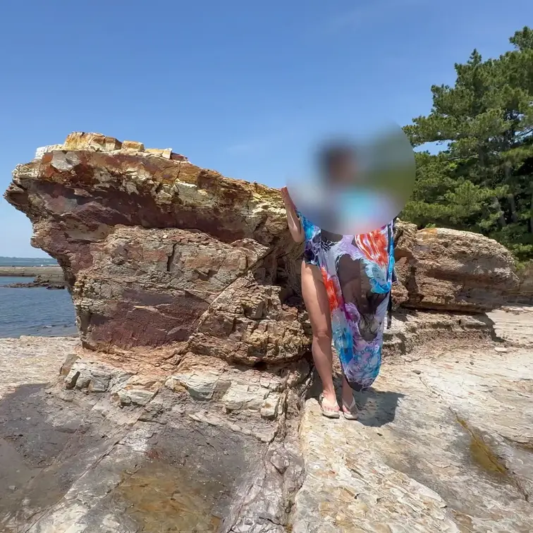 全裸🏖️

ビーチ🏖️に人が現れないので人の気配を探して

釣り🎣の皆さんを発見💡

わざわざ前に回り込んで