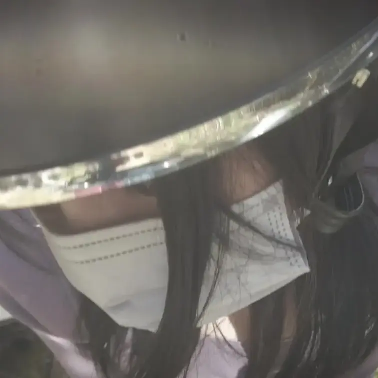 露出オナニーの誘惑…野外でバイクの上で騎乗位。