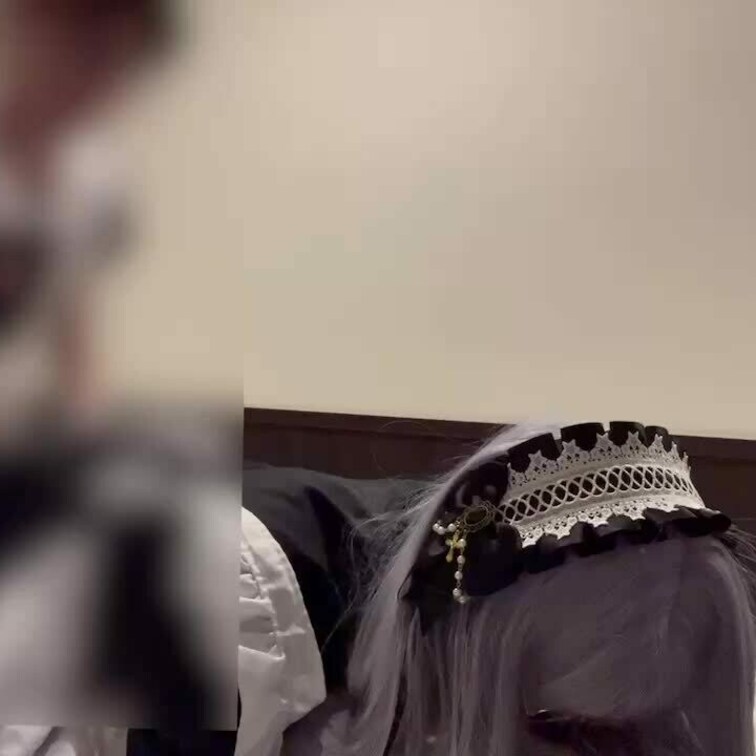 マイファンズ新シリーズです！
巨根乳首いじられ系実況者まきにゃんさんとのコラボでーす！
でっかいおちんぽをバックで入