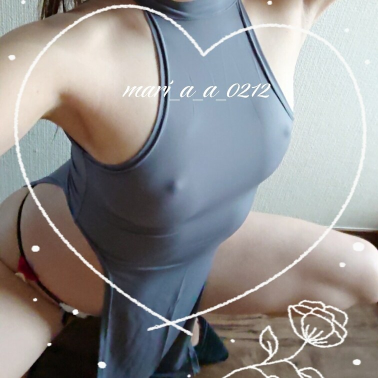 おはようございます。
今日も一日頑張りましょう～(♡˙³˙)
チャイナの続きでバックスタイルです。
見えそうで見えなくて