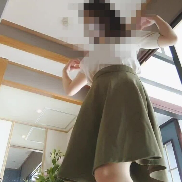 混浴に行ってきました🥰
カメラ設置されてるのに気付いちゃってドキドキしながら脱ぎました😤

毎回カメラ探さなくちゃ