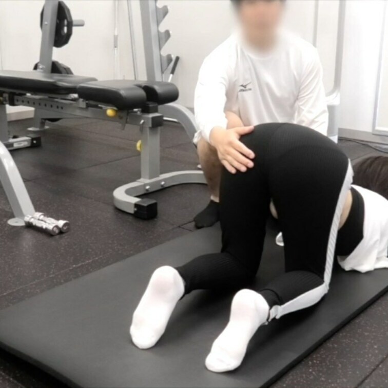 【ファン限定フル動画】🎁

2年前に付き合ってた元カレがジム講師になってて久しぶりに逢いにジムに通ってたら段々と股関