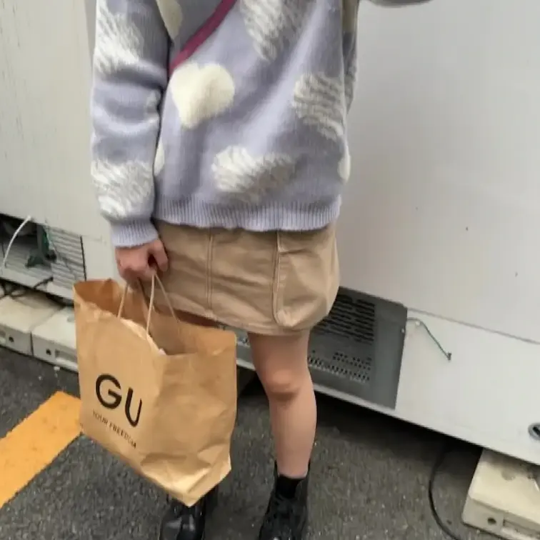 【あず23歳】キョドってる美少女を捕獲
本当に成人してるのか…？