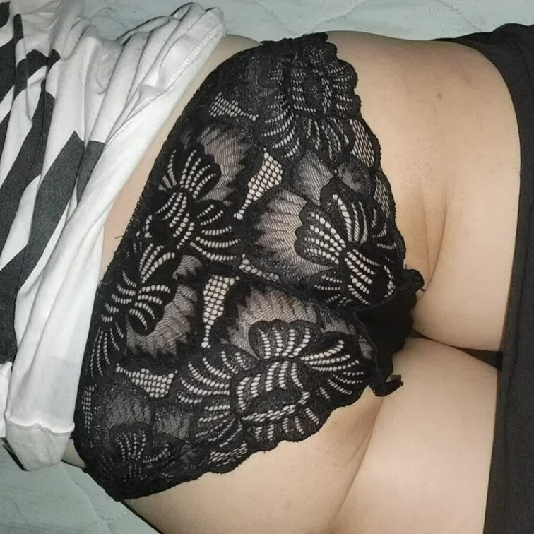 嫁ちゃんの、お尻とマ○コを揉み倒してみました、匂ってきそうな、人妻パンツ