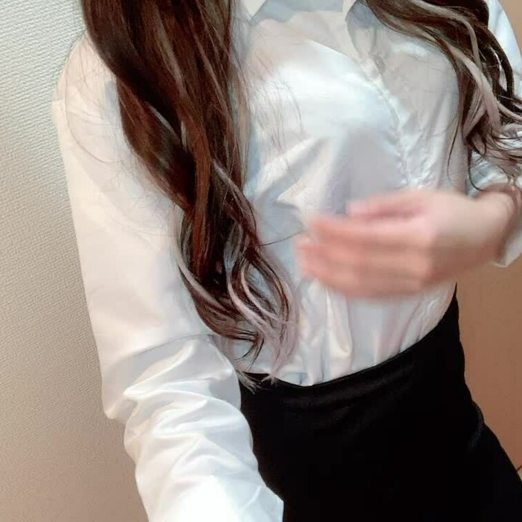 OL風スーツコス💕
職場で美玖とハメハメしたいんですか…？///

チャイナコスに引き続きスーツコスのリクエストも