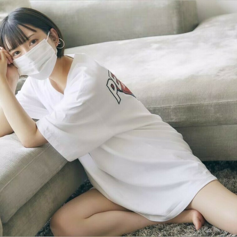 こんにちは丸の内OLレイナです！
9月はmyfansアカウント開設を記念して、
本来有料のオナニー動画がなんと3本も