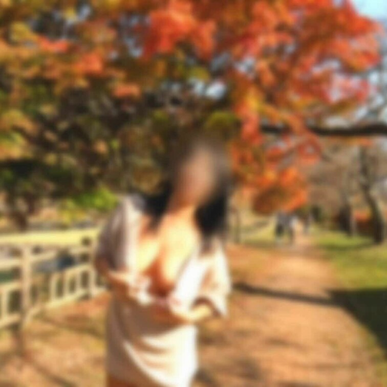 応援プラン
今回もまた紅葉を求めて🍁
足湯があったのでついでに服を脱いで足湯に😁