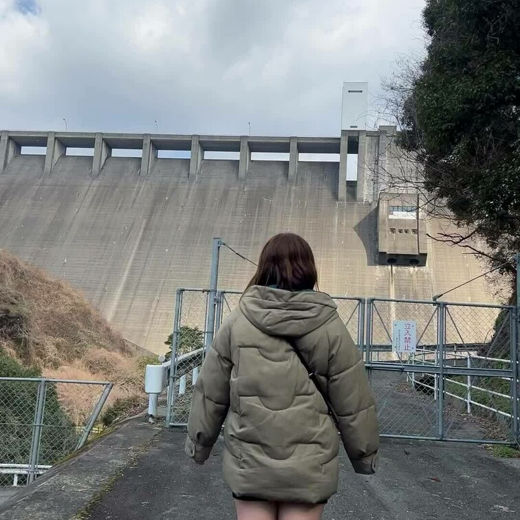 ダムをこっち側から見た事なくないですか？