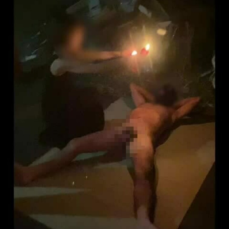 野外全裸蝋燭