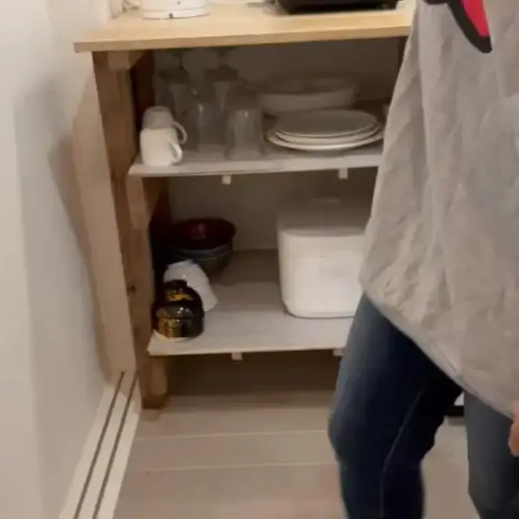 【ファン限定フル動画】🎁

彼氏が泊まりに来てHせずに帰ったから物足りないくて1人でキッチンでオナニーする女子大生。