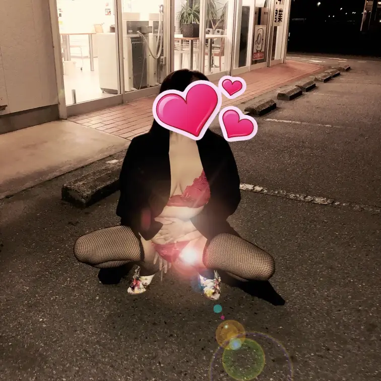 おはようございますッ

今日は用事があって会社もデリヘルもお休みなので
先週後半からお伝えしています

🦁お盆