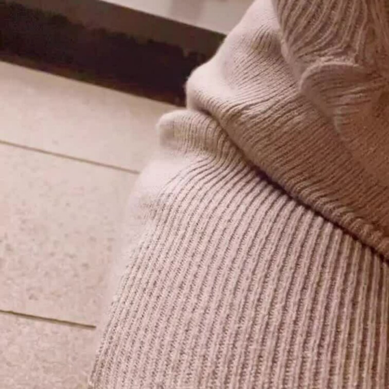 じっくりちゃまのニットから飛び出たLカップ見たい方におすすめ✨