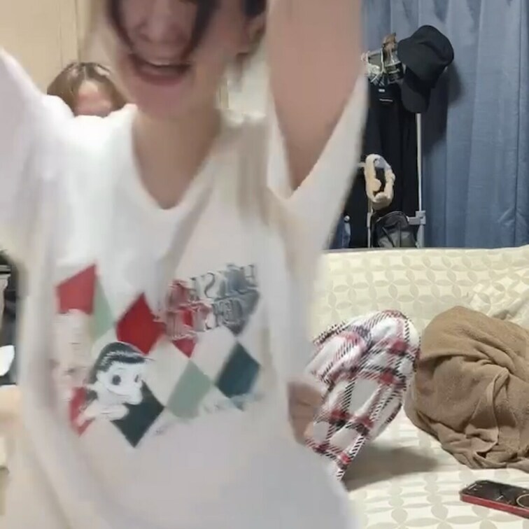 皆様いつもご購入ありがとうございます☺️
今回のくすぐり動画はこちらです👍

是非見てあげてくださいね(  ˆОˆ