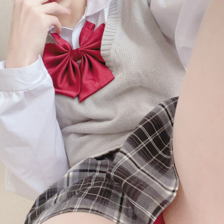 💗💁♀️制服企画充実月間💁♀️💗
3月・4月は出会いと別れの季節。。。
蘇る卒業や新歓コンパでの思い出( *