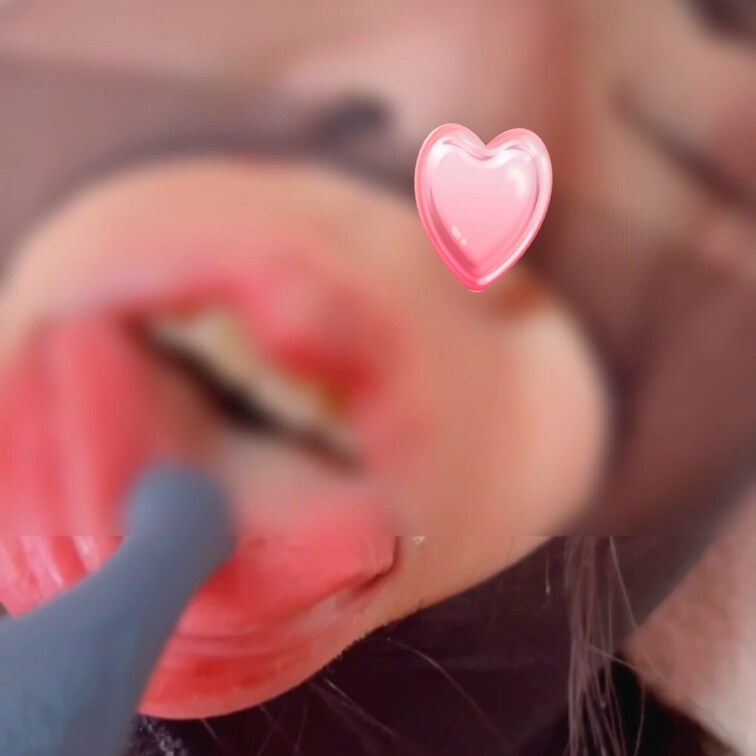 ・🐷にイカされた278💦
パンスト被らされて③💦
めちゃブサイクな顔💦
バイブで舌いじめられて💕
動画82秒💕