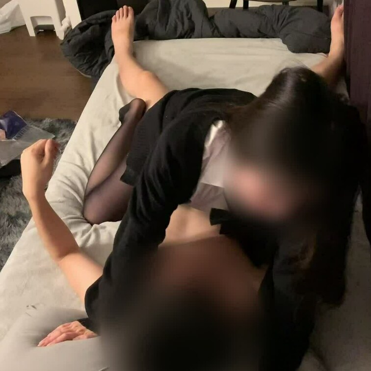 【個人撮影・○○○】
街中でナンパした喘ぎ声が可愛い○○○を家に連れ込んで制服着衣セックスしてきた part4
慣れ